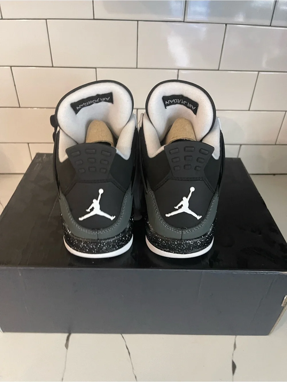 Mens Retro 4 Fear Size 6.
